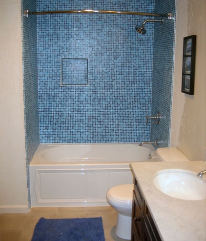 Glass Mosaic Pool Tile from Hakatai