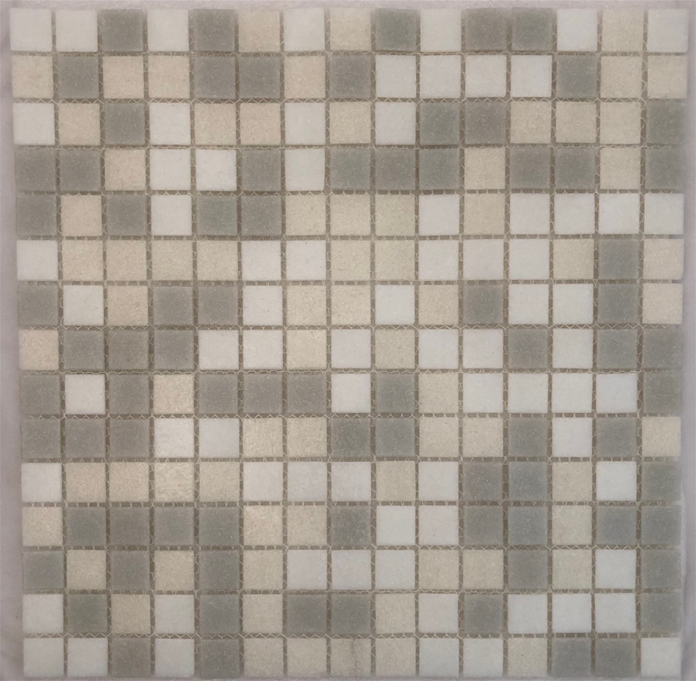 Pearl Blend white and grey mosaic tile blend